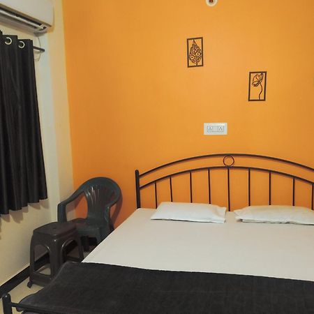 Shivlok Guest House ウッジャイン エクステリア 写真